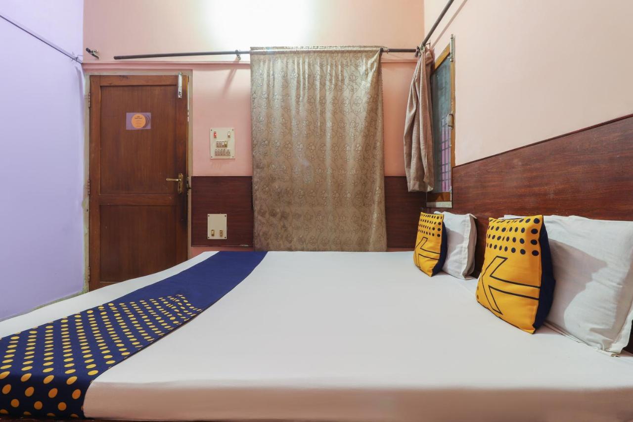 Spot On Jaiswal Guest House Hasanganj المظهر الخارجي الصورة